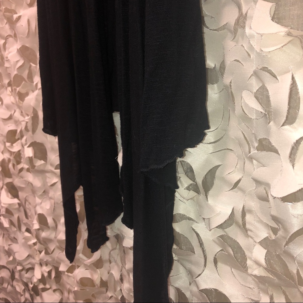 Mod Hi-Lo Drape Vest - Picture 2 of 6